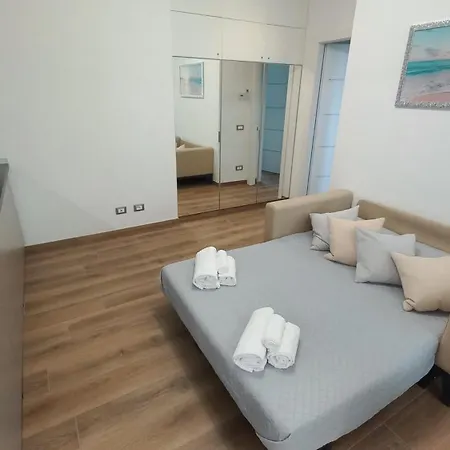 Maison De *