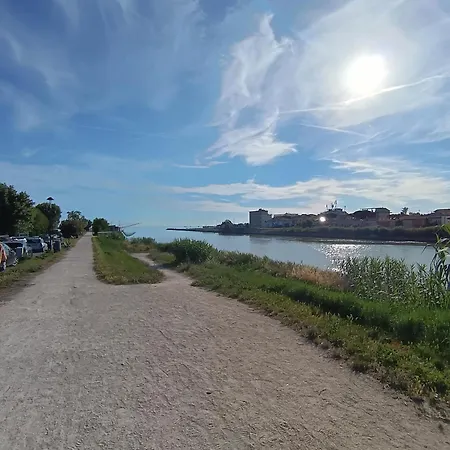 Maison De ريميني